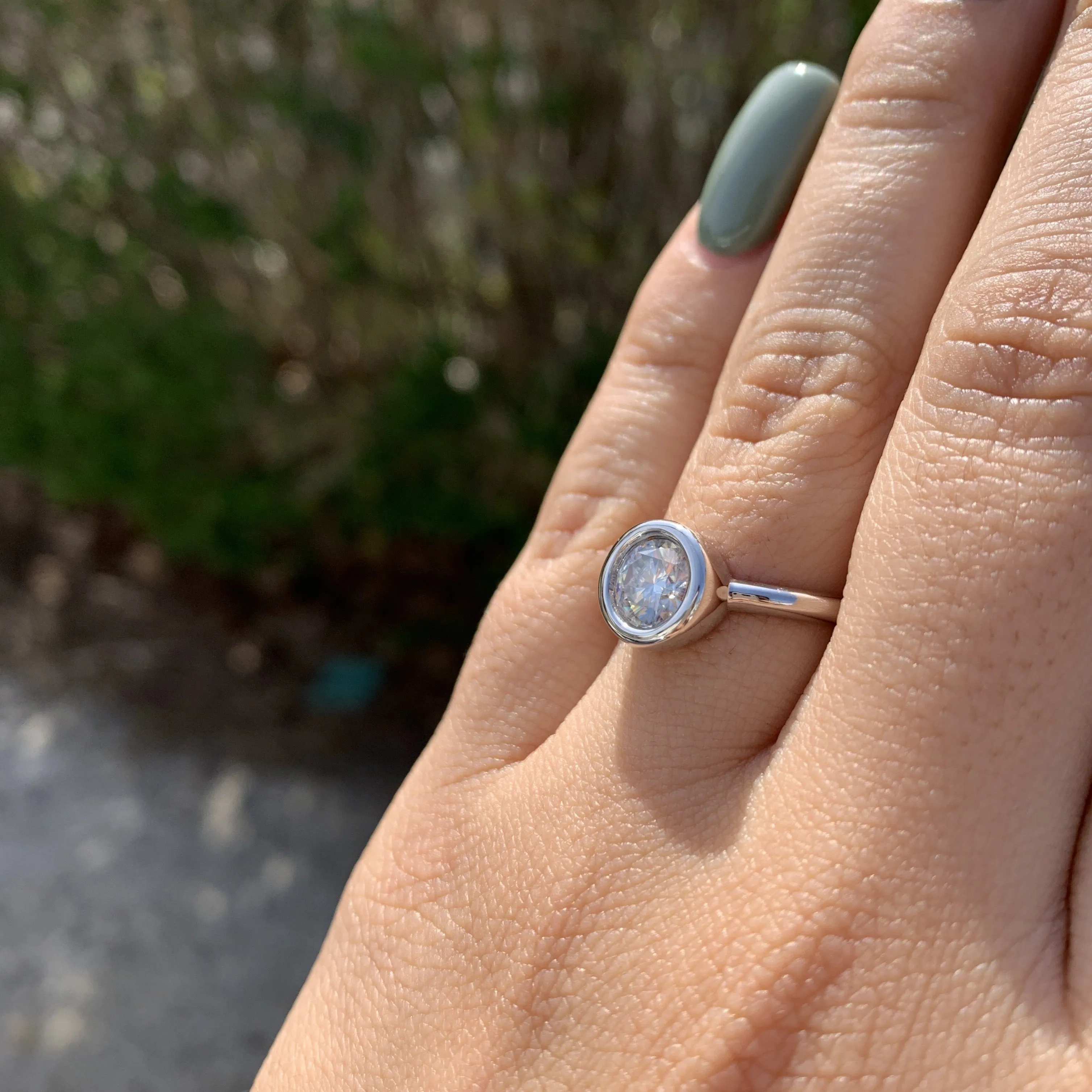 MINA MOISSANITE RING